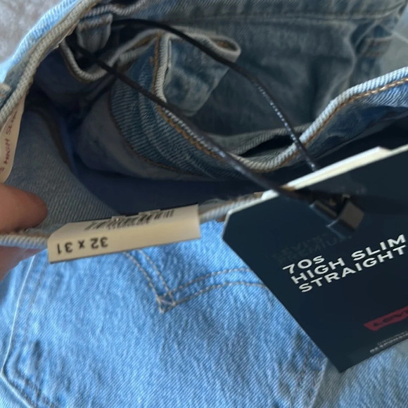 Levi's Premium 70'S HIGH SLIM STRAIGHT WOMEN'S JEANS 32 x 31 NWT - Picture 6 of 8